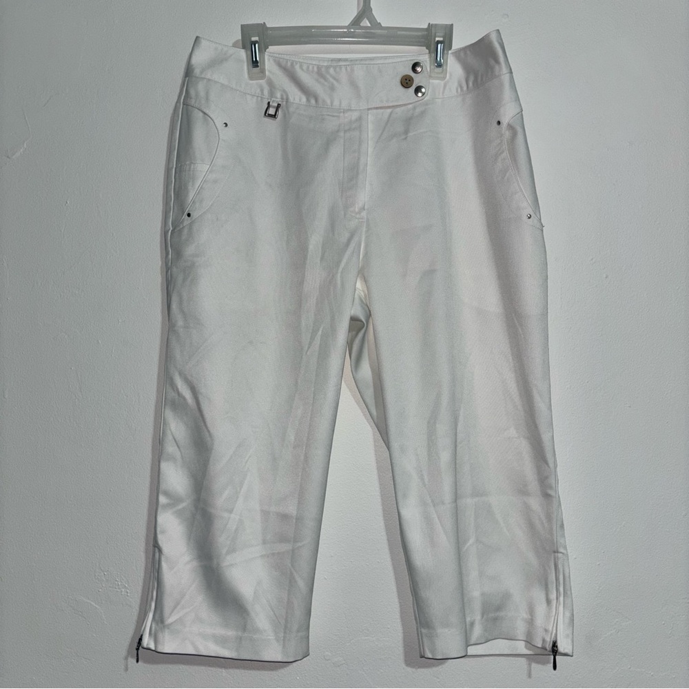 Elegant White Capris